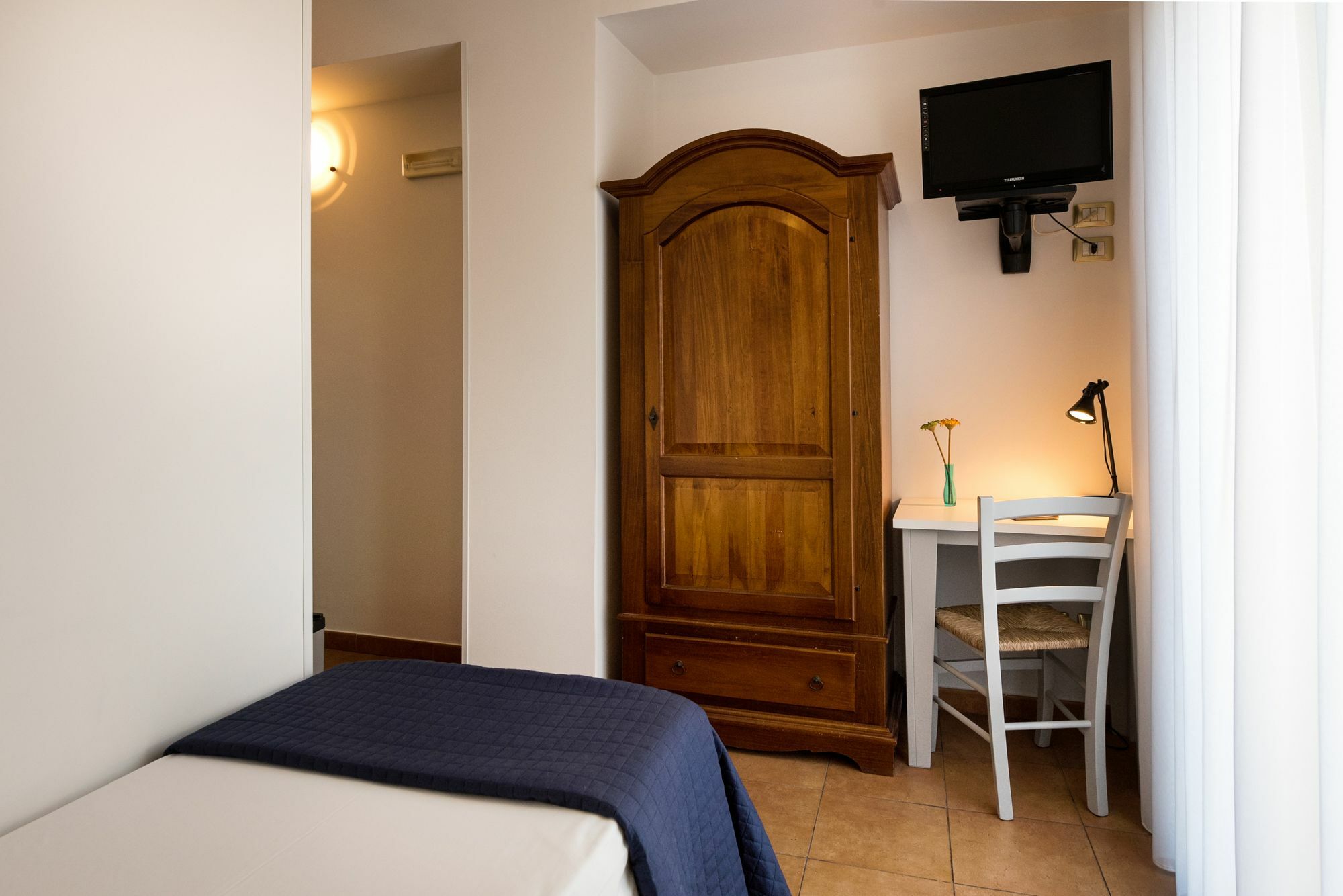 ポッツァッロ Cabrera House Bed & Breakfast エクステリア 写真